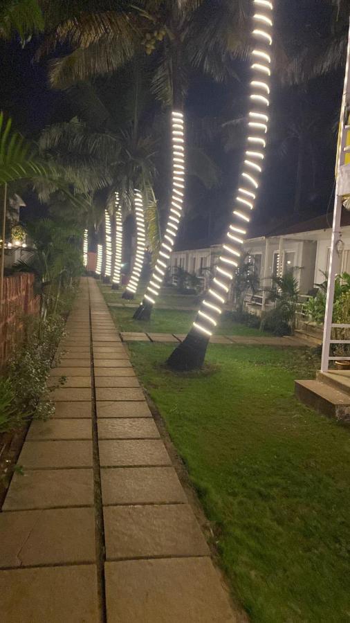 Arabian Sea Beach Resort Morjim Exterior photo