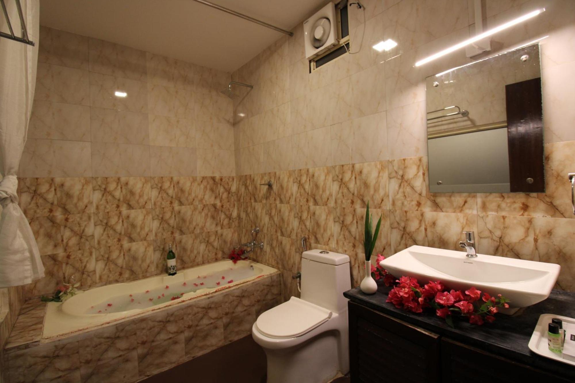 Arabian Sea Beach Resort Morjim Exterior photo