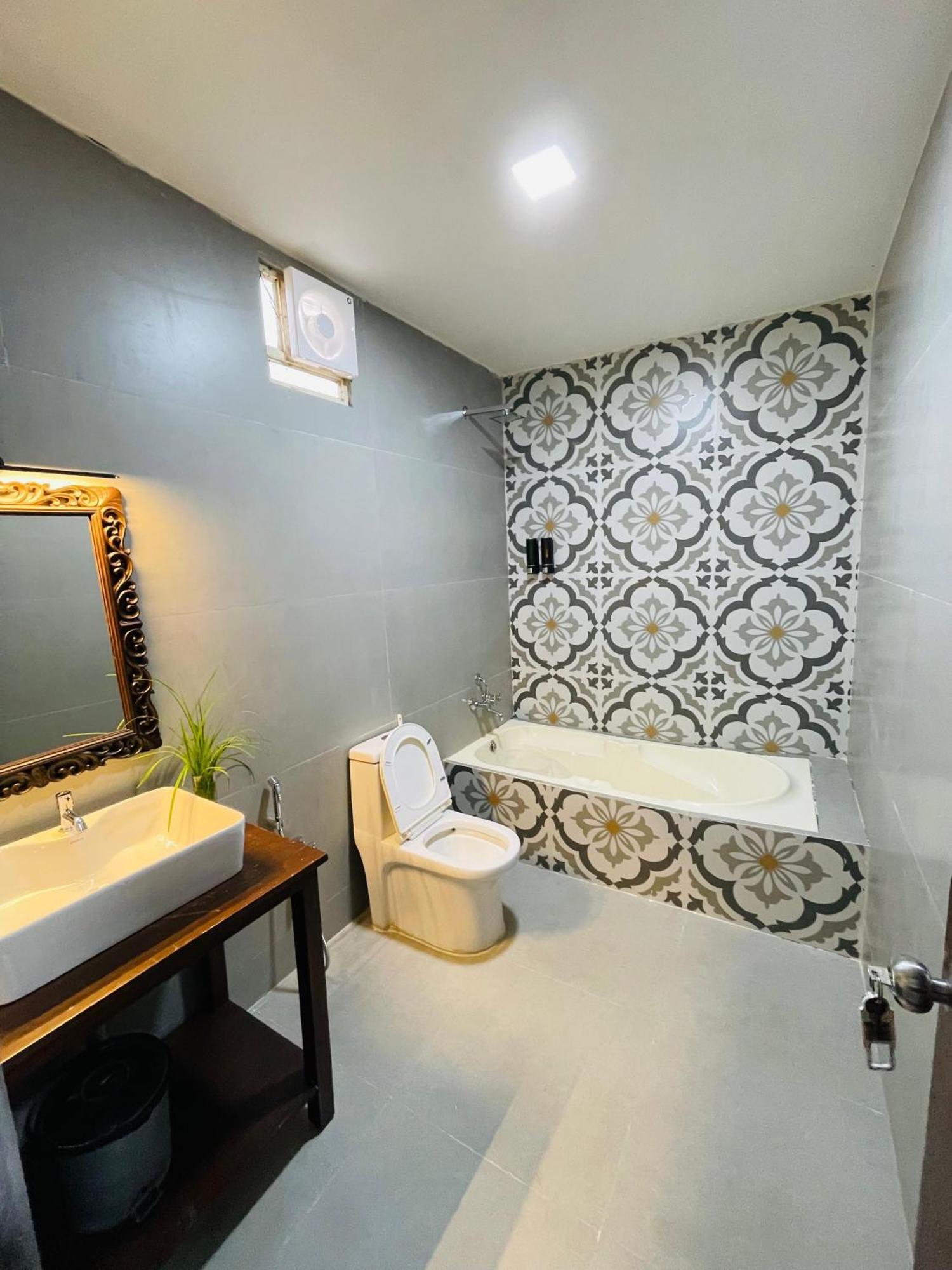 Arabian Sea Beach Resort Morjim Exterior photo